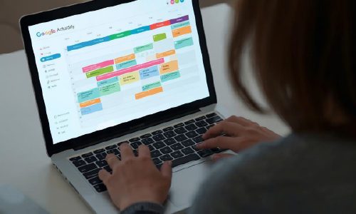 Equipment Availability & Scheduling